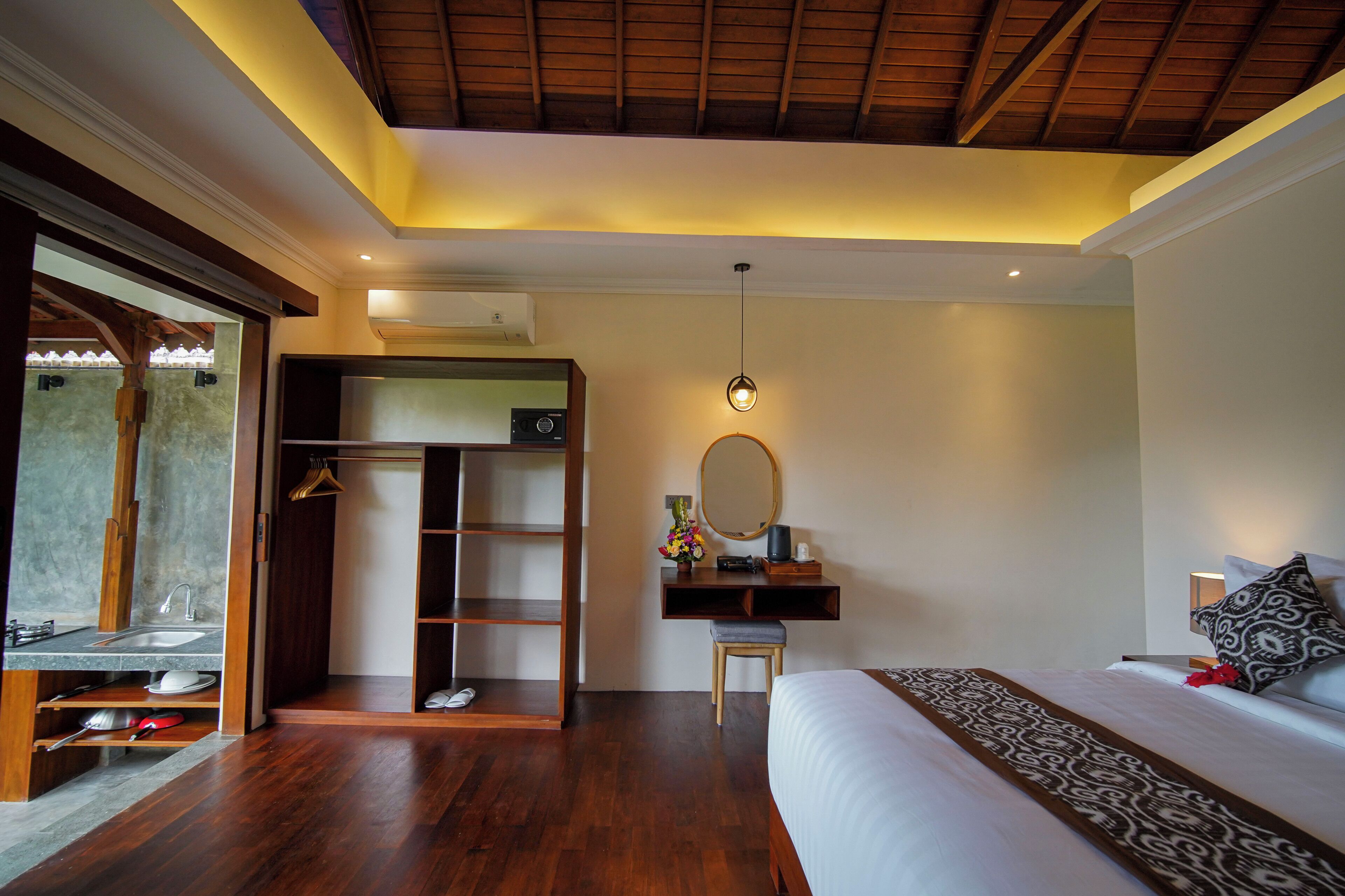 Superior Villa, Garden View