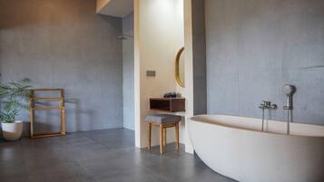 Family Villa, Pool View | Spa