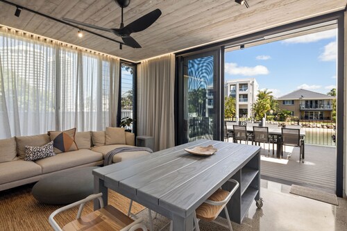 Oatland 26 Esplanade Coastal Retreat