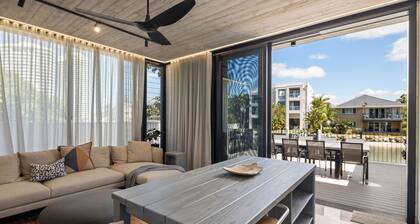 Oatland 26 Esplanade Coastal Retreat