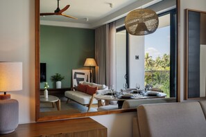 高级套房 | 起居区