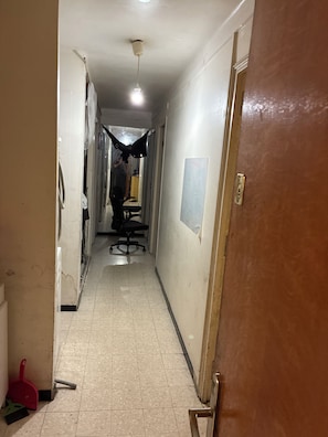 Unclassified image, 5 of 6, button - Vrbo Property (Montpellier)