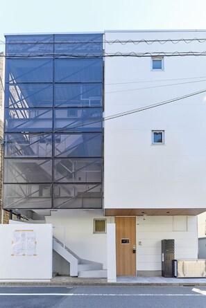 Exterior - Adole Ebara (Tokyo)