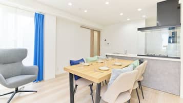 Apartment | Tempat makan