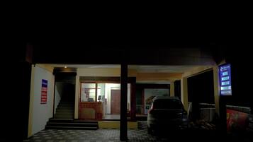 Perincian bahagian luar