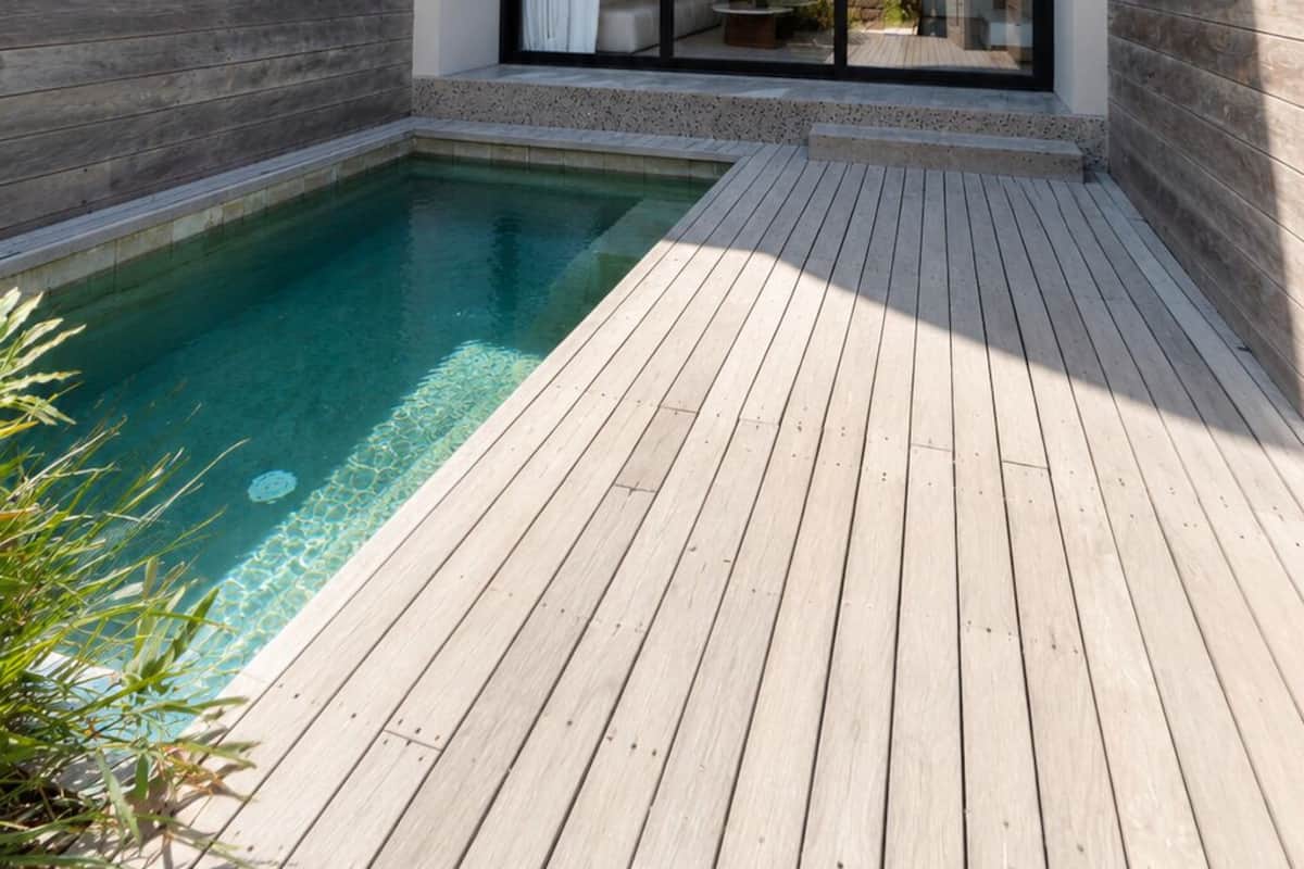 Three Bedroom Pool Villa with Fully Equipped Kitchenette | Ropa de cama hipoalergénica y caja de seguridad en la habitación