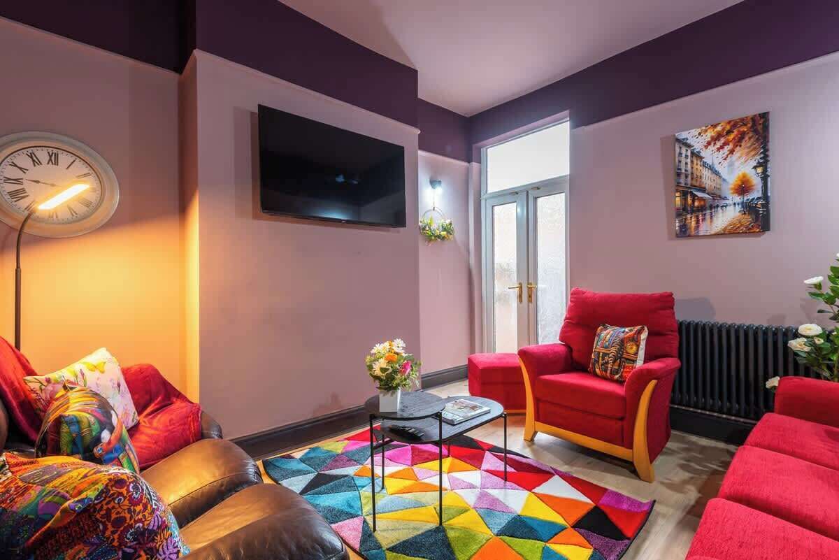 Smart TV, video games, offices