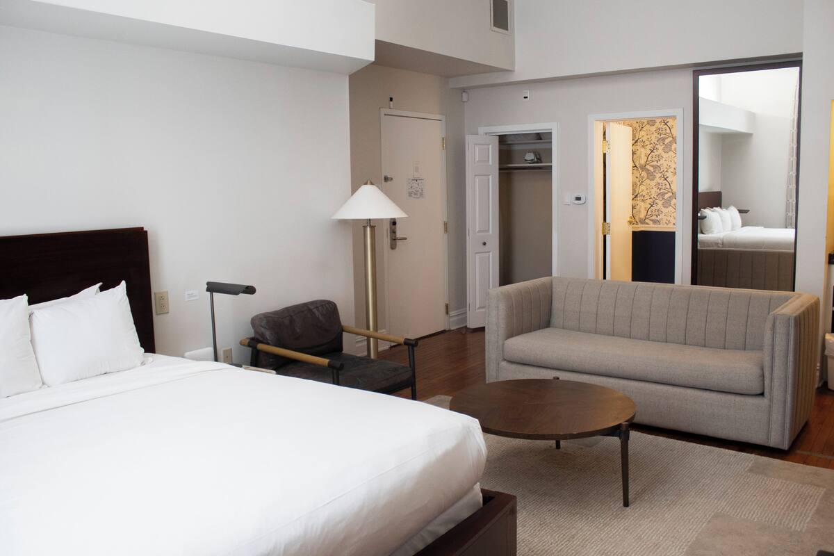 Kamer, 1 kingsize bed met slaapbank