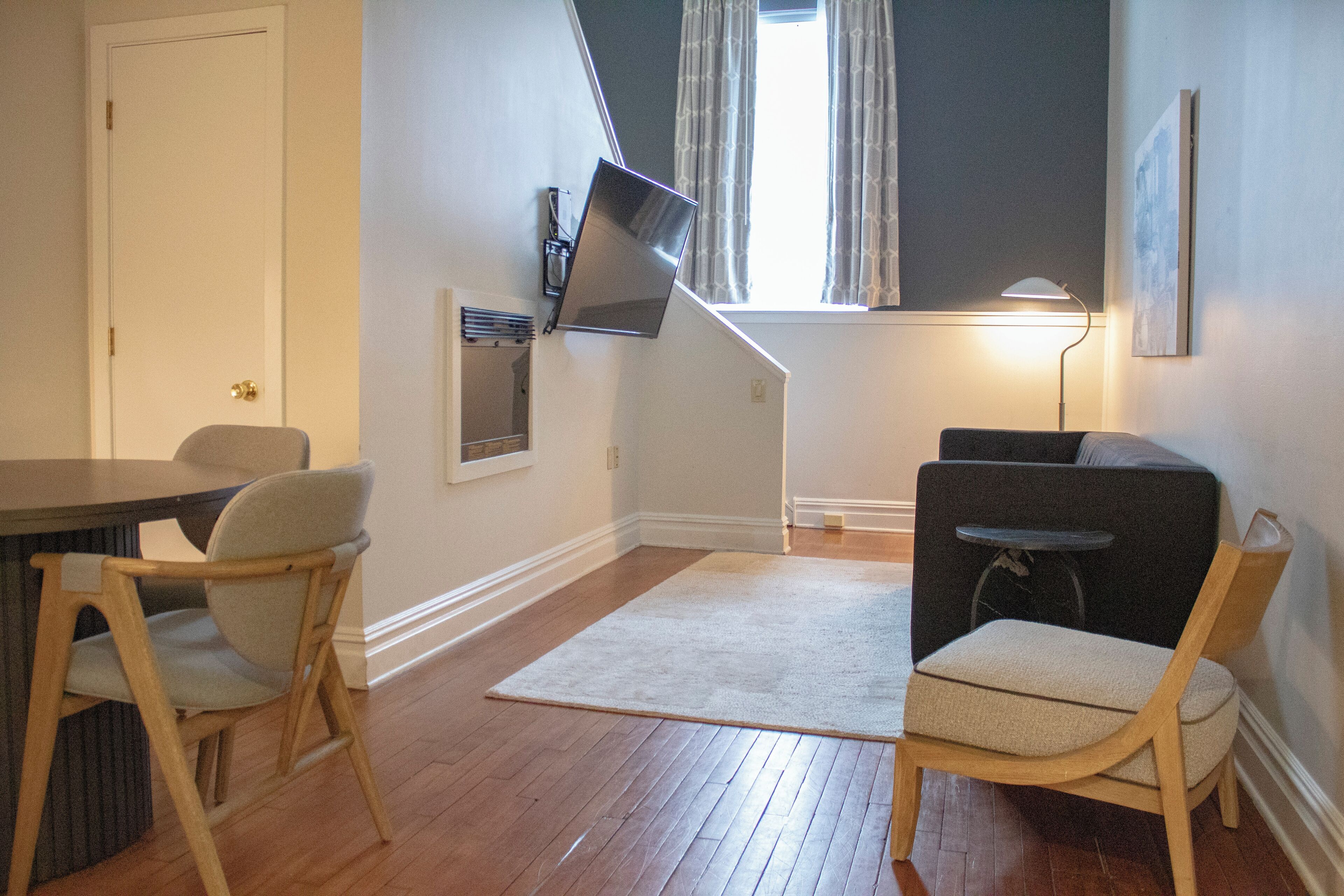 Kamer, 1 queensize bed met slaapbank | Woonruimte