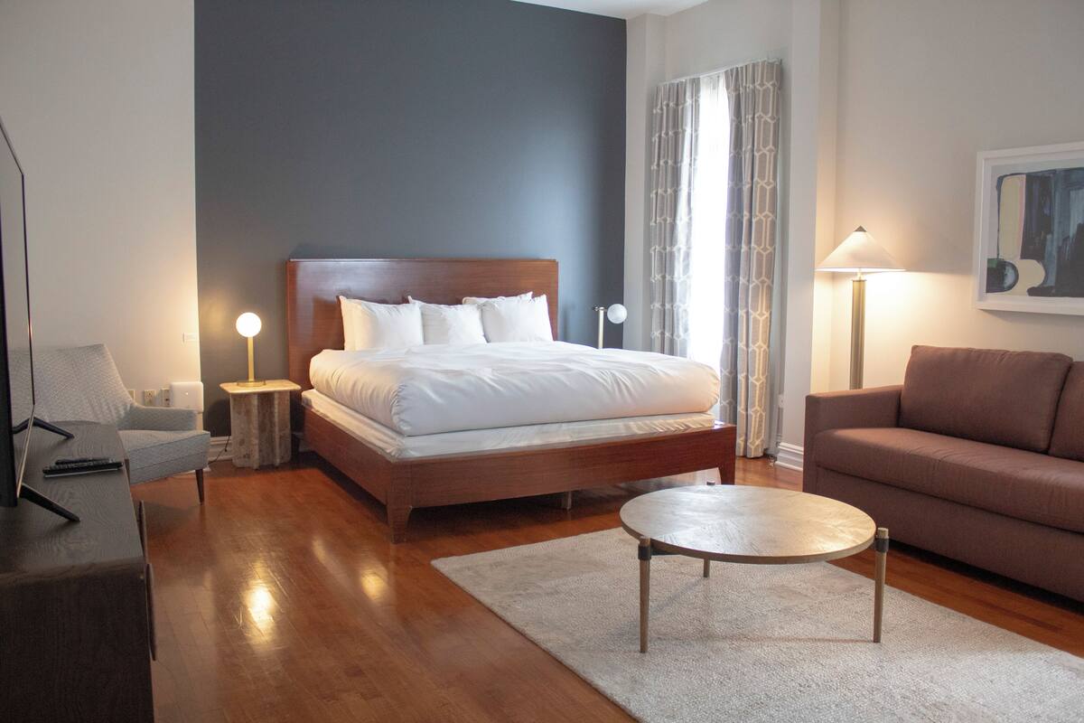 Kamer, 1 kingsize bed met slaapbank