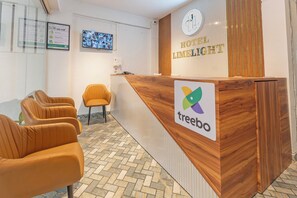 Reception - Treebo Lime Light (Pune)