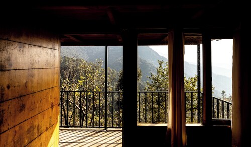 Hidden Valley Resort Pangot