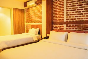 Phòng 2 giường đơn Deluxe, quang cảnh thành phố | Truy cập Internet không dây miễn phí