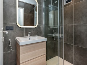 Shower - Luxury Bungalow 50m from Lake Veere (Kamperland)