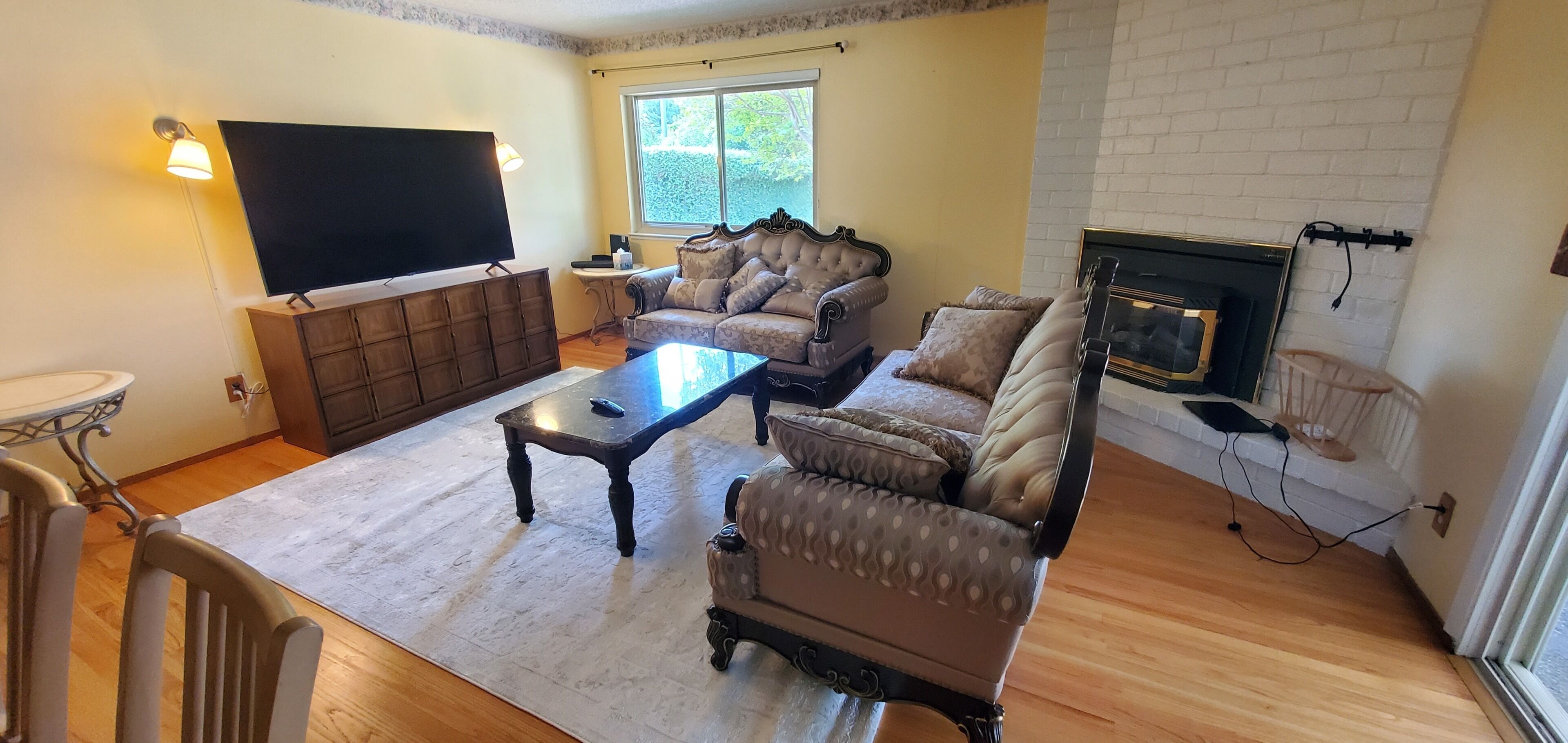 Beautiful 4-bedroom Furnished Home In Lovely South Davis With Ac, Washer, Dryer - Davis