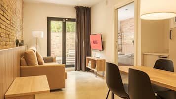 Apartment (Apartment - Ground Floor)