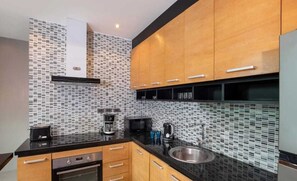 Private kitchen - Private Villa in Natural Resort | Kamala Beach (Kamala)