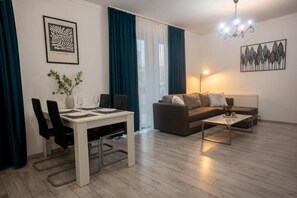 Dining - Urban Stay by Townhouse (Sibiu)