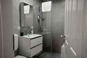 Bathroom - Urban Stay by Townhouse (Sibiu)