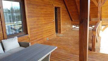 Classic House, 3 Bedrooms | Balcony