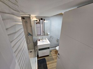 Shower, hair dryer - Apartment Torremolinos Near Bajondillo Beach (Torremolinos)