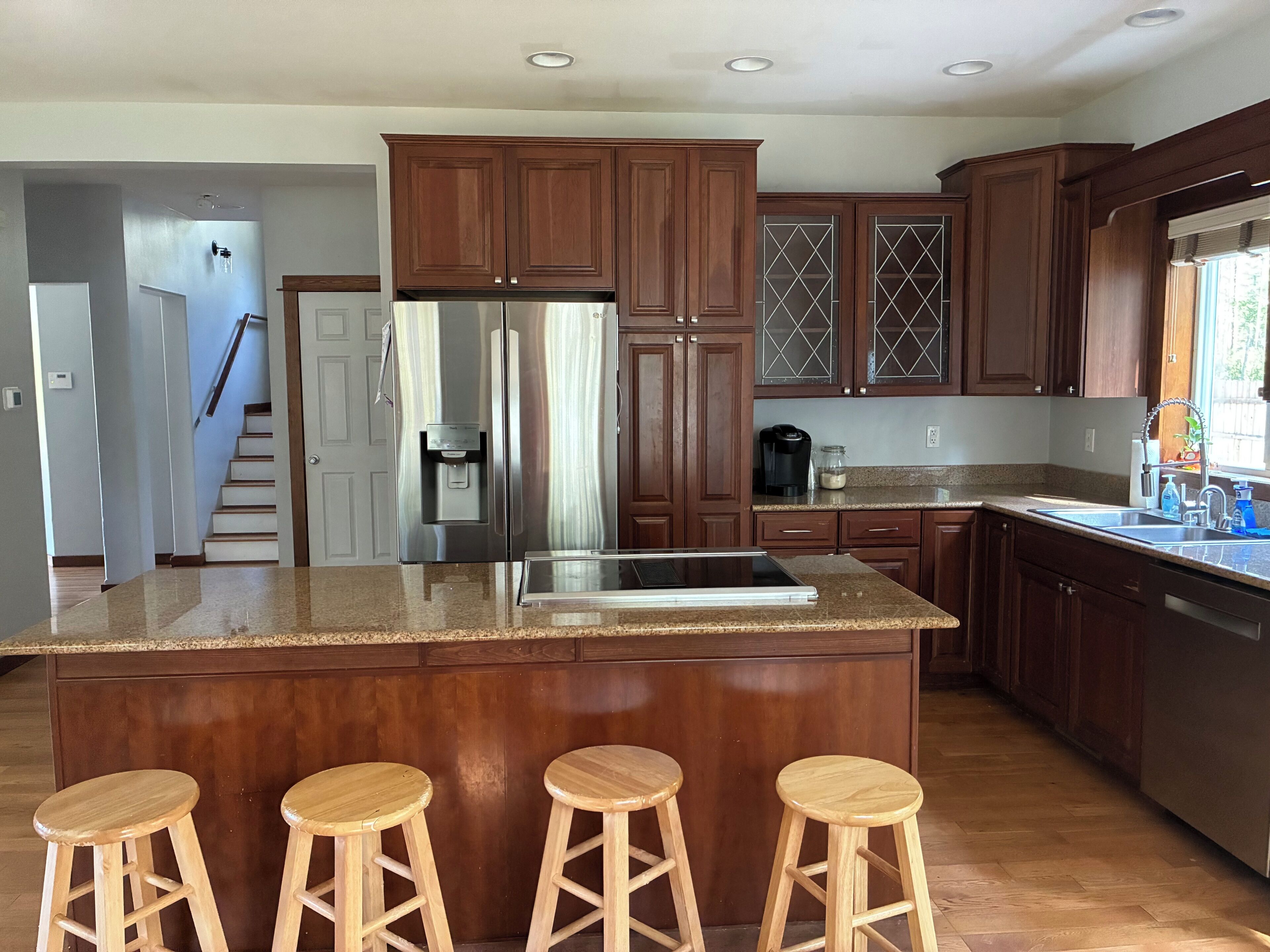 Microwave, oven, stovetop, dishwasher