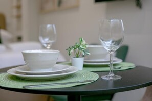 Standard Studio, City View | Dining - Lindenstone Apartments (Maidstone)