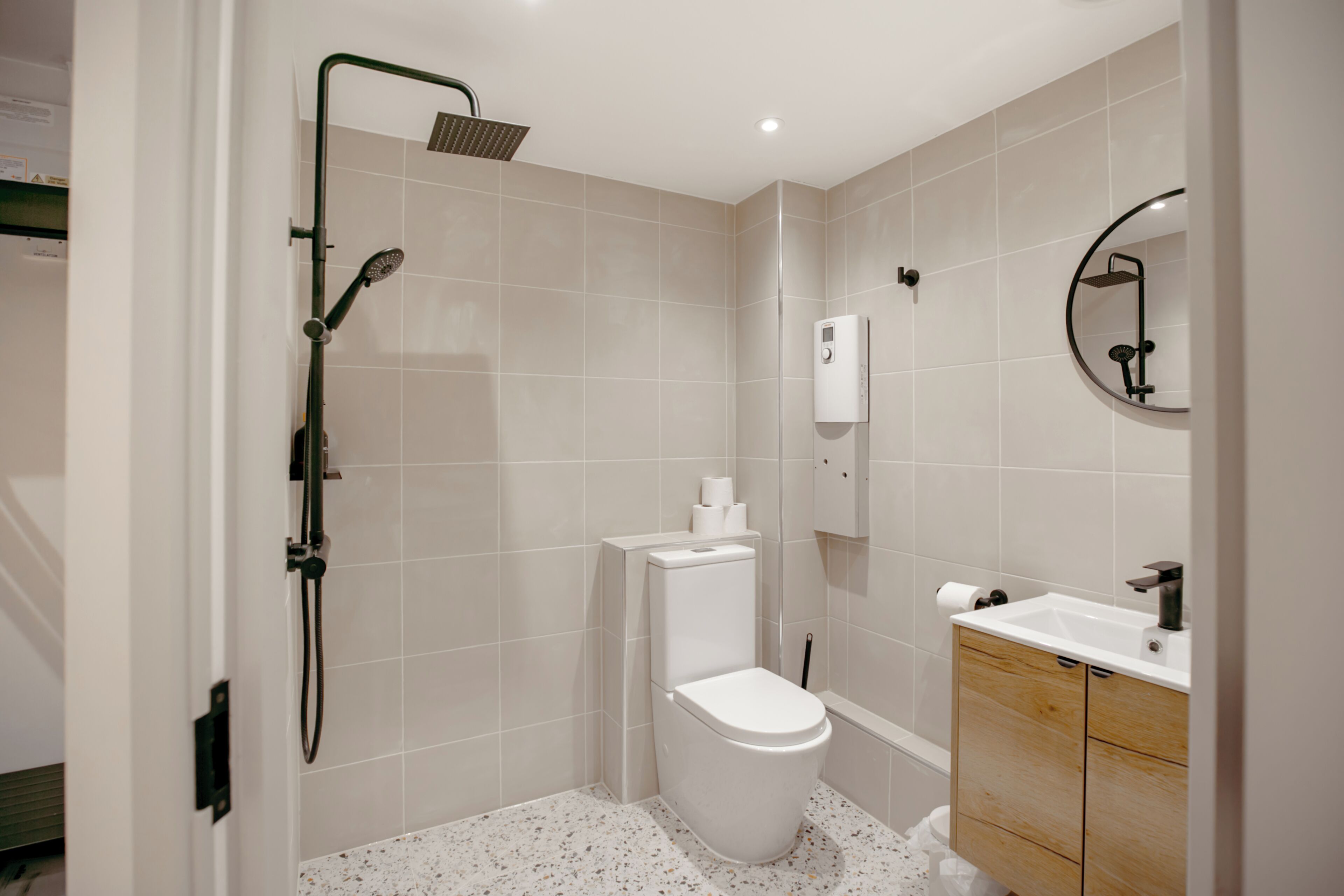 Standard Studio, City View | Laptop workspace, iron/ironing board, free WiFi