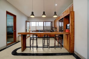 Lobby - OYO 95214 Ohana Residence Karawaci (Curug)
