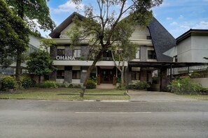 Exterior - OYO 95214 Ohana Residence Karawaci (Curug)