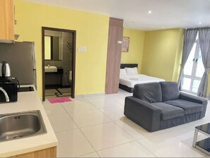 1 bedroom, Internet - KSL Studio Room #12 (Johor Bahru)