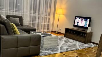 Leilighet – deluxe, balkong, byutsikt | Innvendig