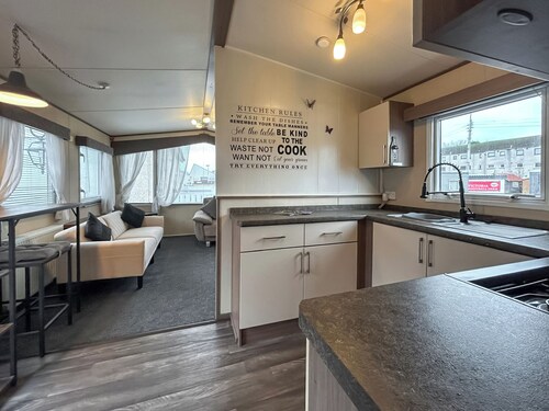 2 bedroom accommodation in Brechin