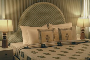 Double Room, Garden View | In-room safe, desk, laptop workspace, blackout drapes - Jobner Haus - A Boutique Homestay (Jaipur)