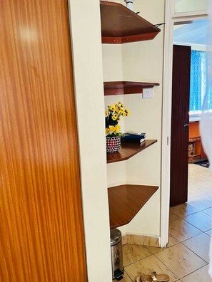 Interior - Jolly 1br with AC, backup gen, Netflix, Balcony (Kisumu)