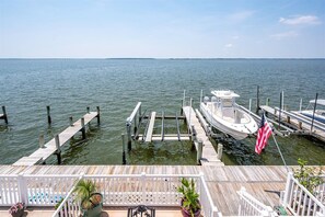 Marina - Luxury Waterfront Oasis with Sunset Views (Ocean City)