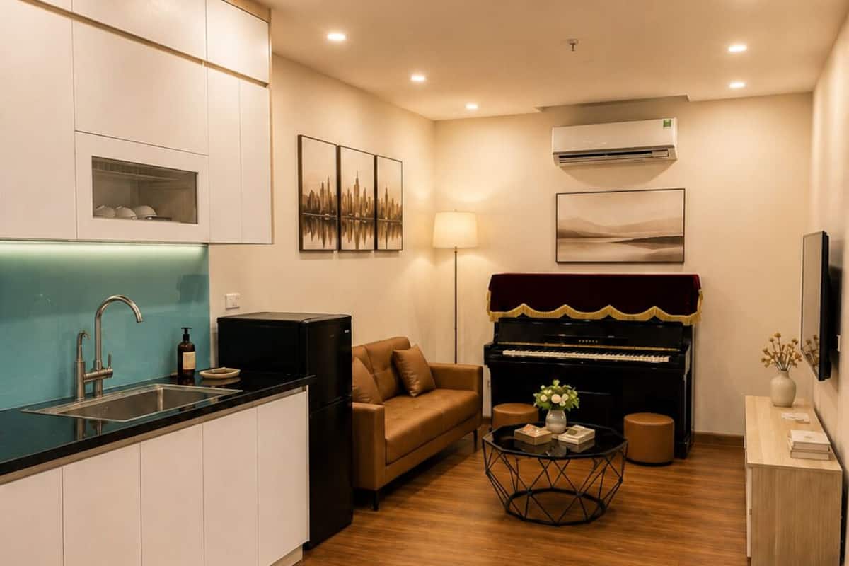 Appartement, 3 chambres, vue sur le fleuve | Bureau, espace de travail pour ordinateurs portables