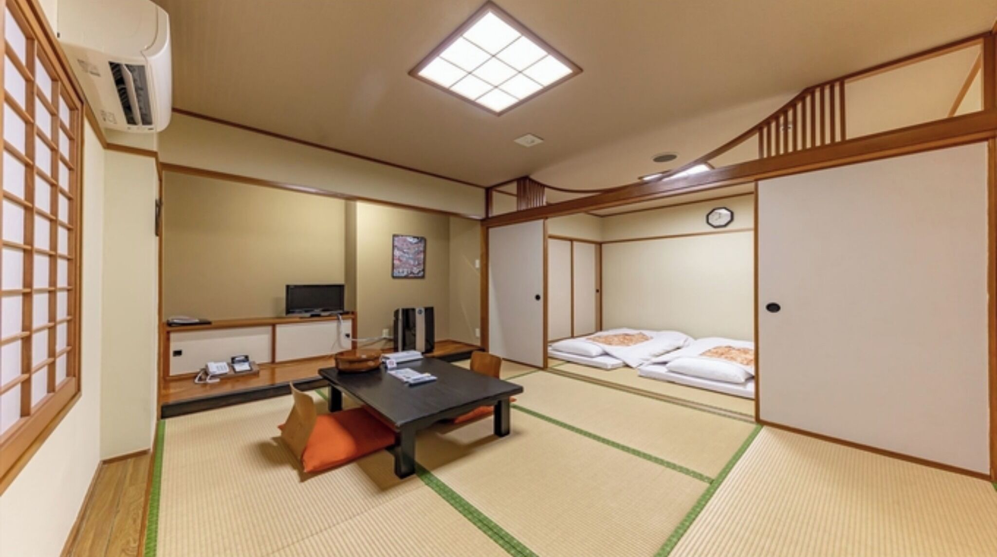 1 chambre, bureau, fer et planche à repasser, Wi-Fi gratuit