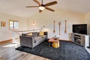 Living area - Home 11 Mi to Clemson: Lake-View Balcony & Dock! (Seneca)