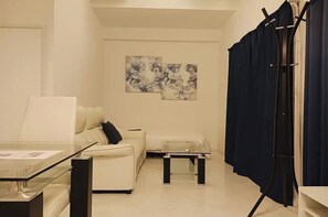 Interior - NonSmoking Room 101  Pets Allowed Additional  / Miyakojima City Okinawa (Miyakojima City)
