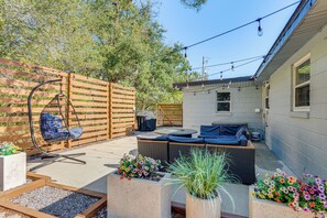 Terrace/patio - Renovated Oasis w/ Yard: Pets Welcome! (Gulf Breeze)