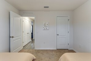 3 bedrooms, iron/ironing board, Internet, bed sheets - Sleek + Convenient Palm Bay Stay: Bring Your Pet! (Palm Bay)