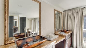 Hair dryer, towels