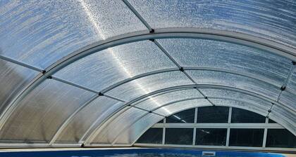 Very nice vacation home with large pool unenclosed property