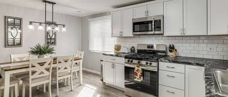 Fridge, microwave, stovetop, dishwasher