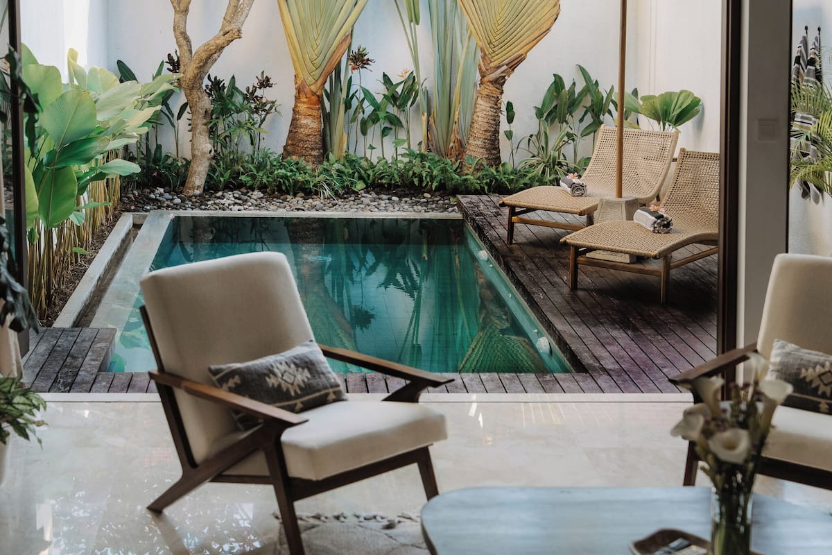 別墅, 陽台, 泳池景觀 | 起居區