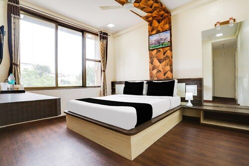 Hotel O Palkhi Road Near Sai Baba