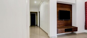 Super Hotel O Ashok Nagar Near Jntu College