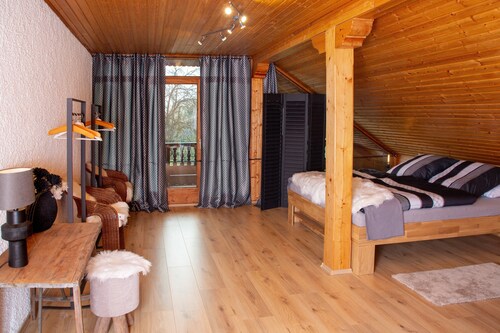 Landhaus „Chalet Wiesenblick“ mit Balkon und WLAN