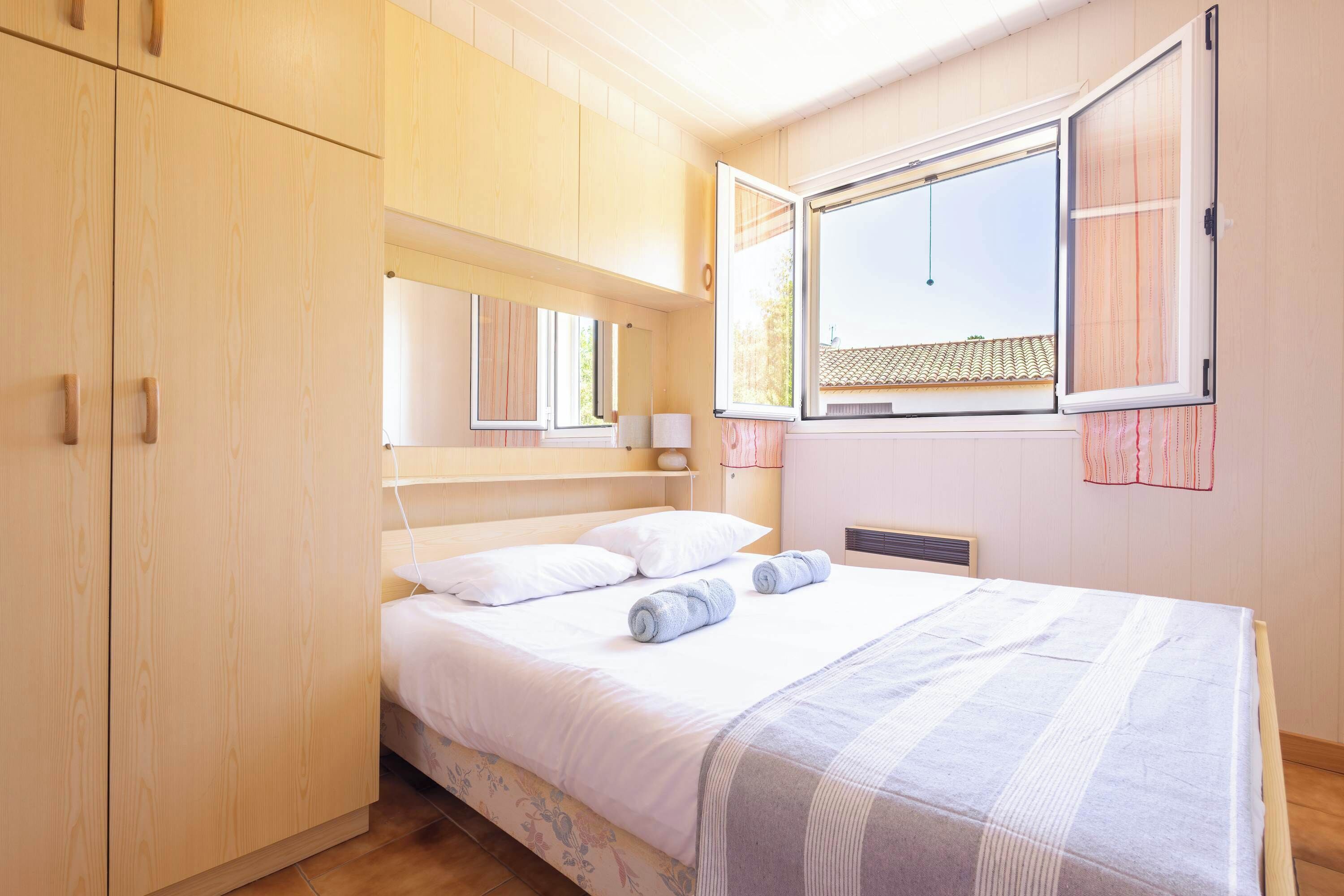 2 Schlafzimmer, Bügeleisen/Bügelbrett, WLAN, Bettwäsche